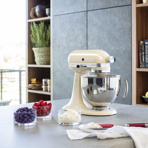 KitchenAid Almond Cream 4.8L Artisan Stand Mixer 5KSM125